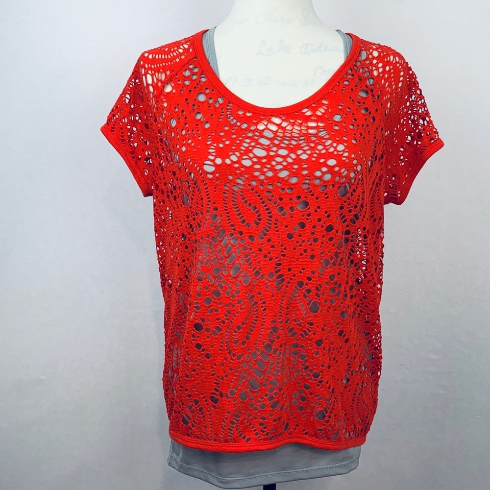 Two By Vince Camuto Mesh layered Blouse Size S